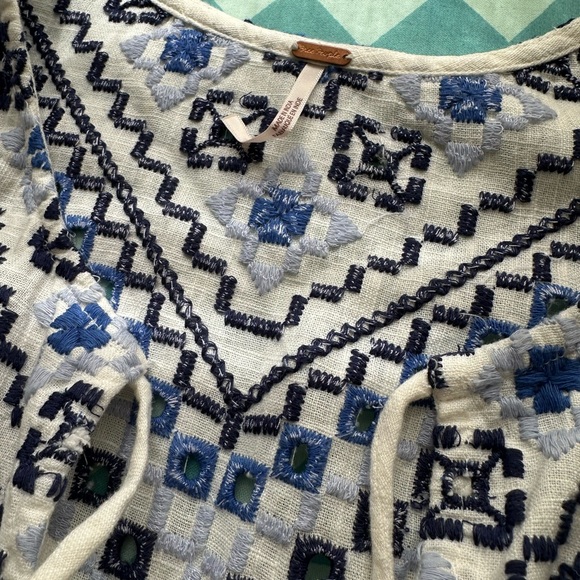 Free People Blouse with Blue Accents Size Small - Picture 2 of 12